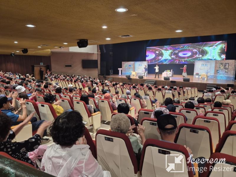 mini_충주시,‘제19회 치매극복의 날 기념식’ 성황리 개최 (1).jpeg