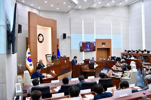 제330회 횡성군의회 임시회1 (1).jpg