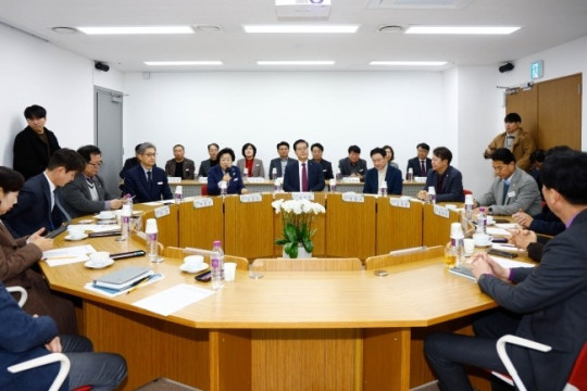 이천시 미래도시 발전방향에 대한 국회의원 시도의원 간담회 개최.jpg