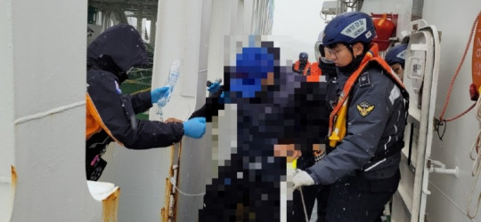 목포해경이 신안군 도초도에서 발생한 응급환자를.jpg