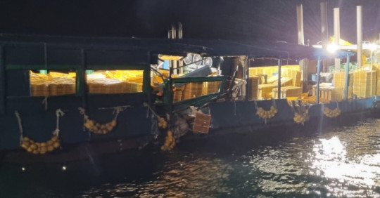 여수 해상 충돌 어선(1).jpg