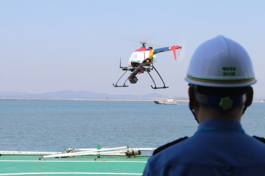 에서 함상 이착륙 및 미션 부여 훈련을 진행 했다.JPG