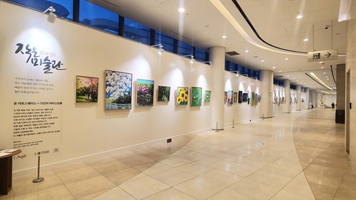 13인의 아티스트展1.jpg