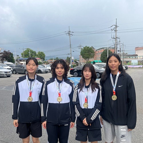 춘천시청 태권도팀(왼쪽부터 박지혜, 조하은, 황유시, 문지수).jpg