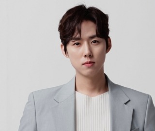 (240 cqwe514)배우 백성현 사진.jpg