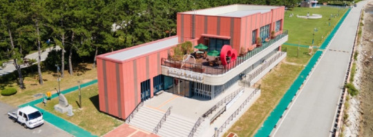 장보고한상 명예의 전당 전경 수정(2).jpg