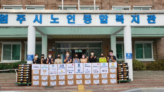 10-원주시노인종합복지관 저소득재가어르신 추석명절지원-사진.jpg