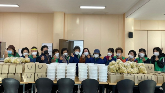 갑천면 떡나눔1.jpg