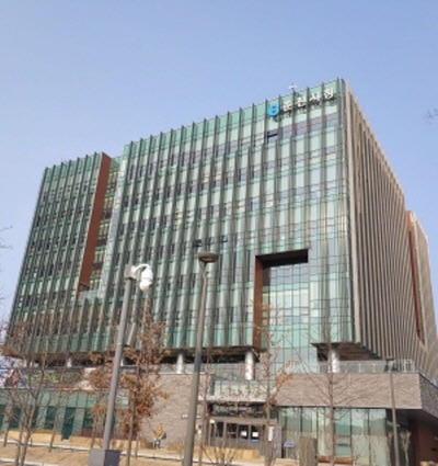 [크기변환]춘천시청 전경.jpg