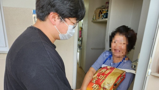 쌍용3동(익명의 기부자 쌀 기부) (1).jpg