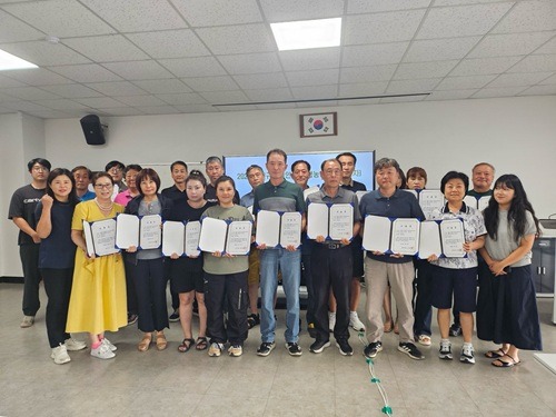 250707 신규농업인 기초영농기술2차 수료식 개최(단체사진).jpg