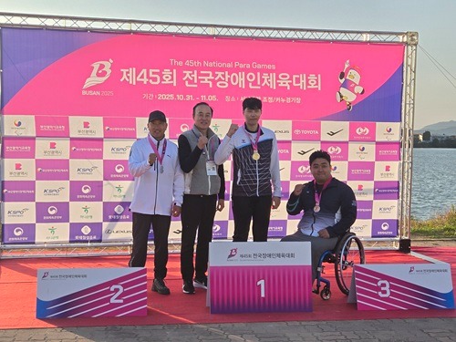 남자 조정 수상 1 000m PR2 선.jpg